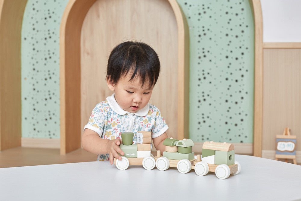 Wooden block stacking train